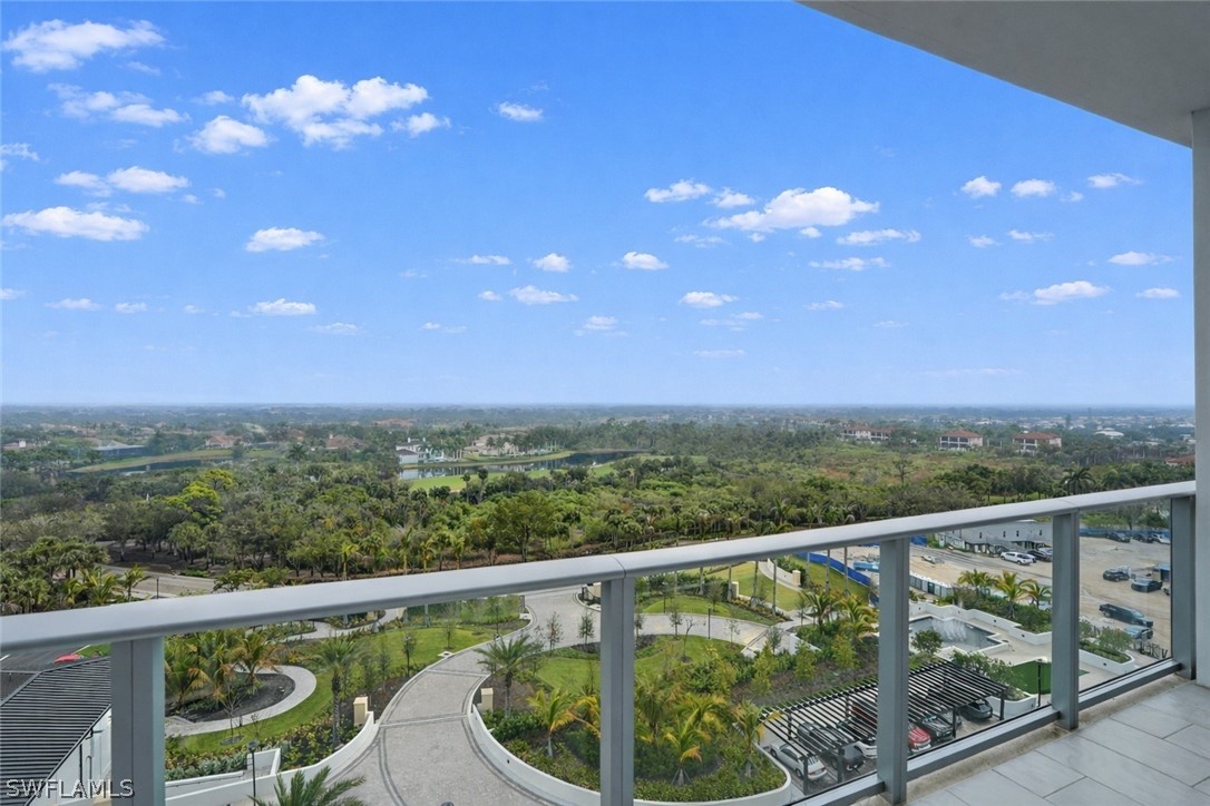 4810 Pelican Colony 903