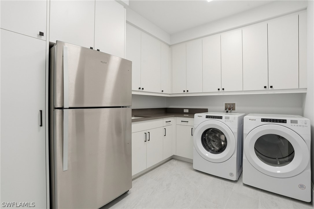 4810 Pelican Colony 903