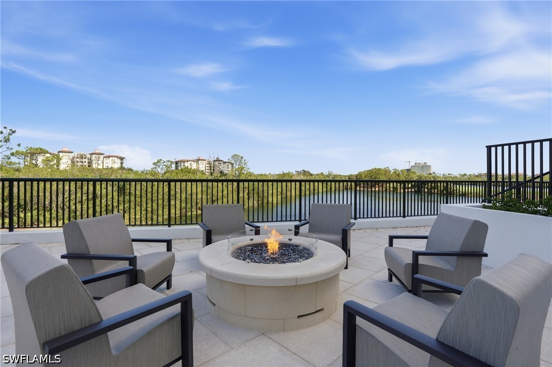 4810 Pelican Colony 903