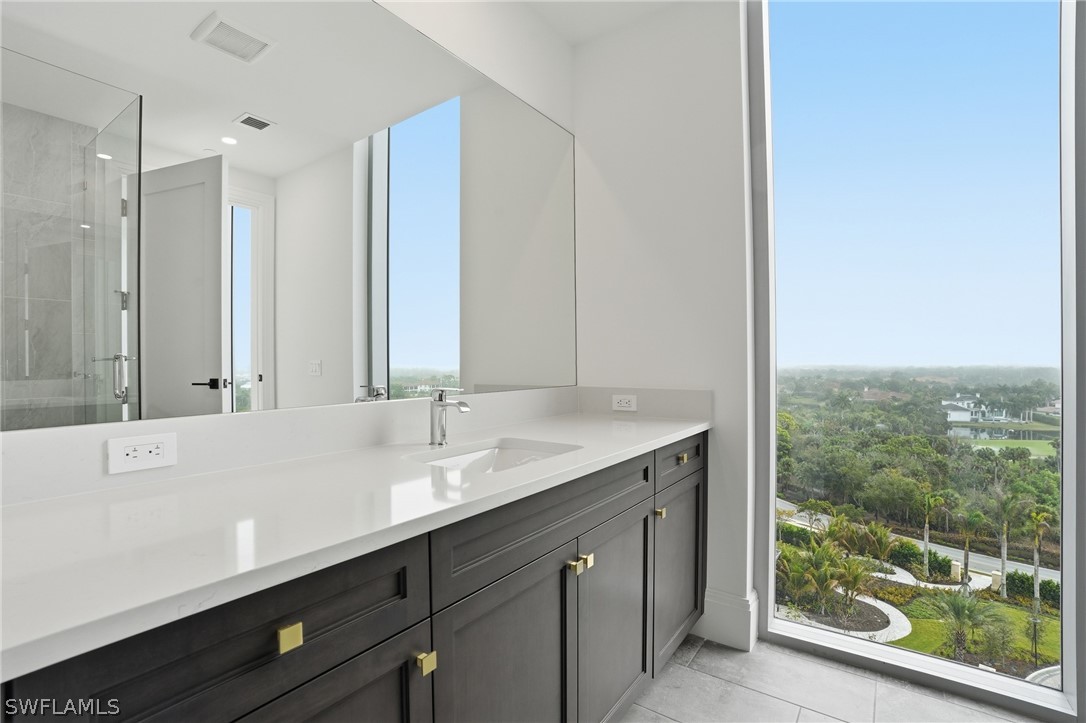 4810 Pelican Colony 903