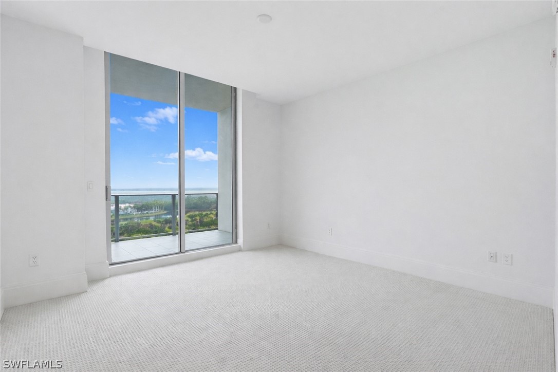 4810 Pelican Colony 903