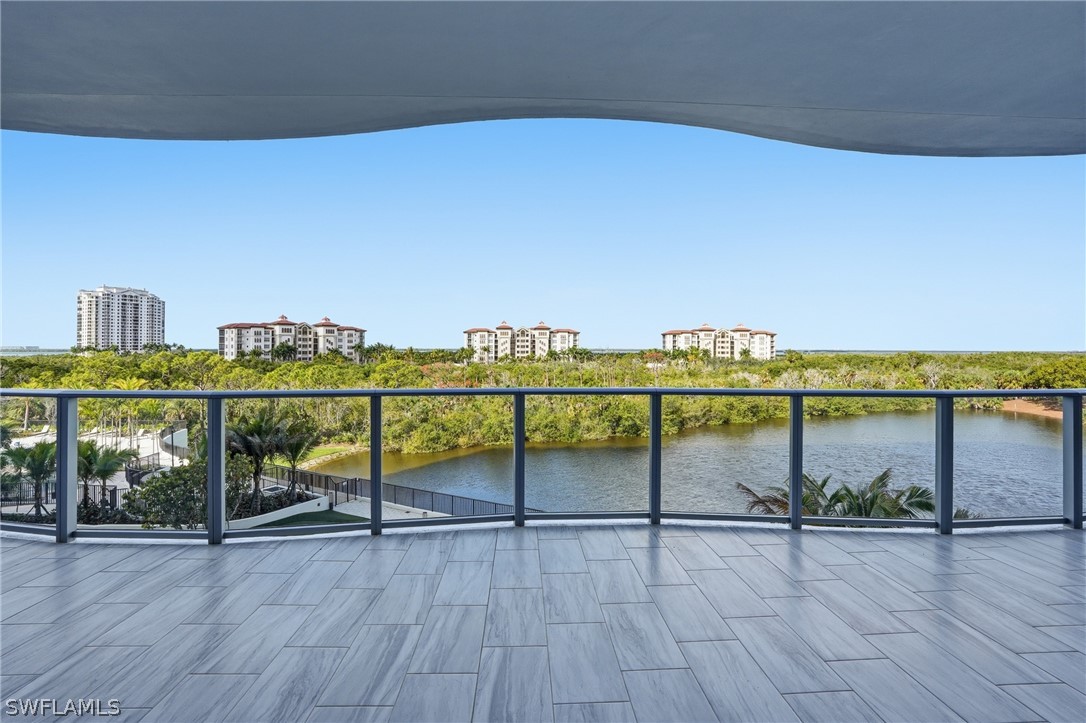 4810 Pelican Colony 404