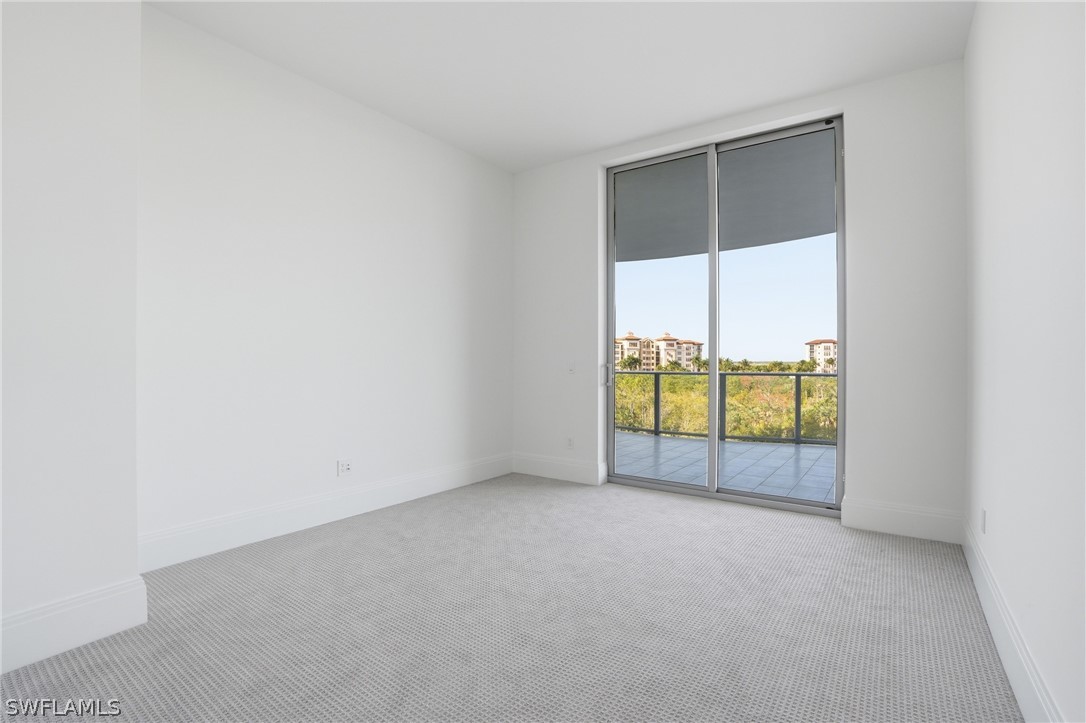 4810 Pelican Colony 404