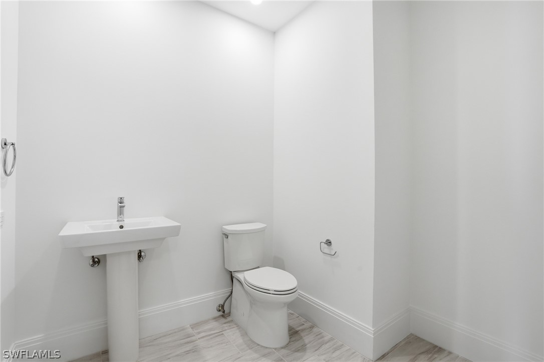 4810 Pelican Colony 404