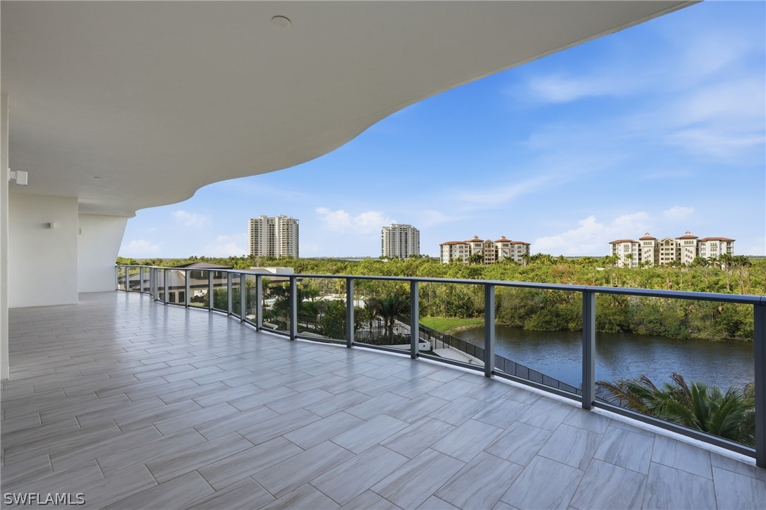 4810 Pelican Colony 404