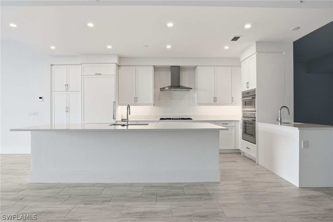 4810 Pelican Colony 404