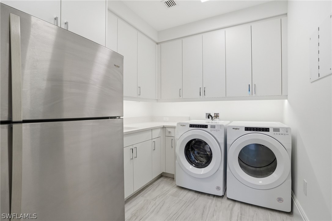 4810 Pelican Colony 404