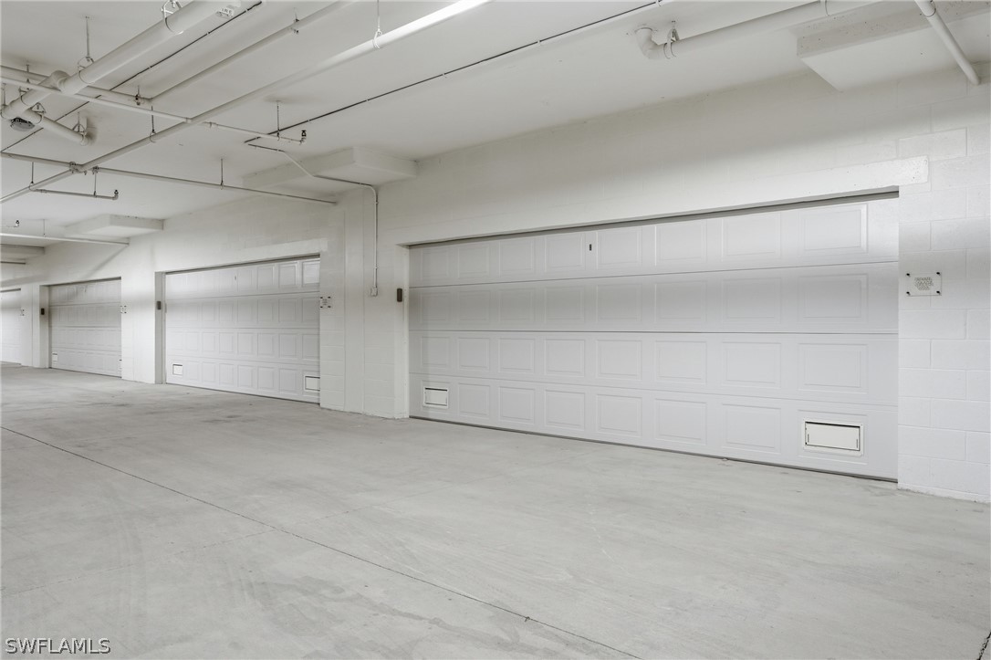 4810 Pelican Colony 404