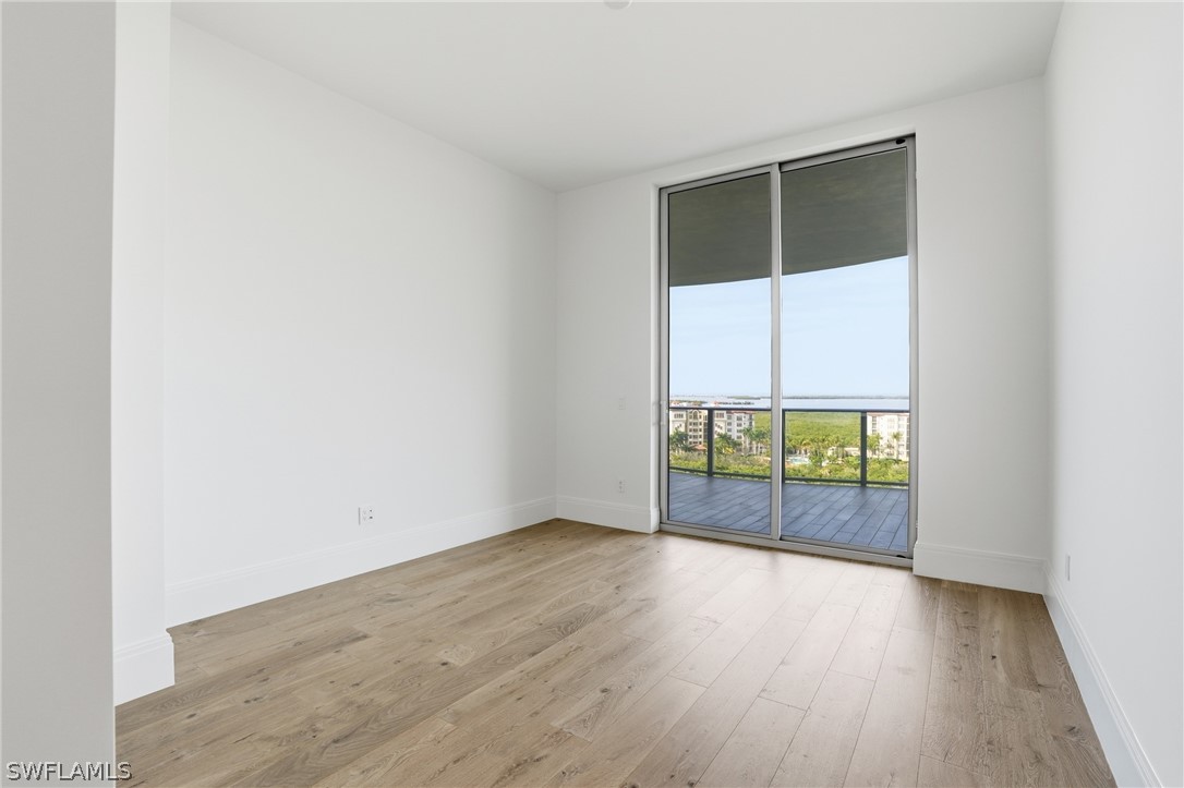 4810 Pelican Colony 1004