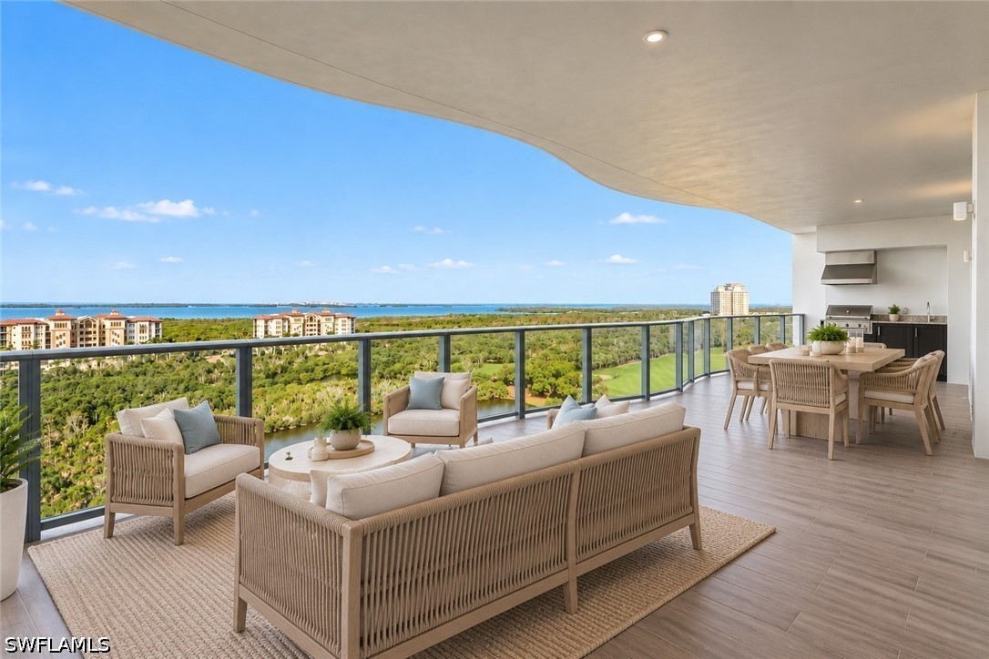 4810 Pelican Colony 1004 