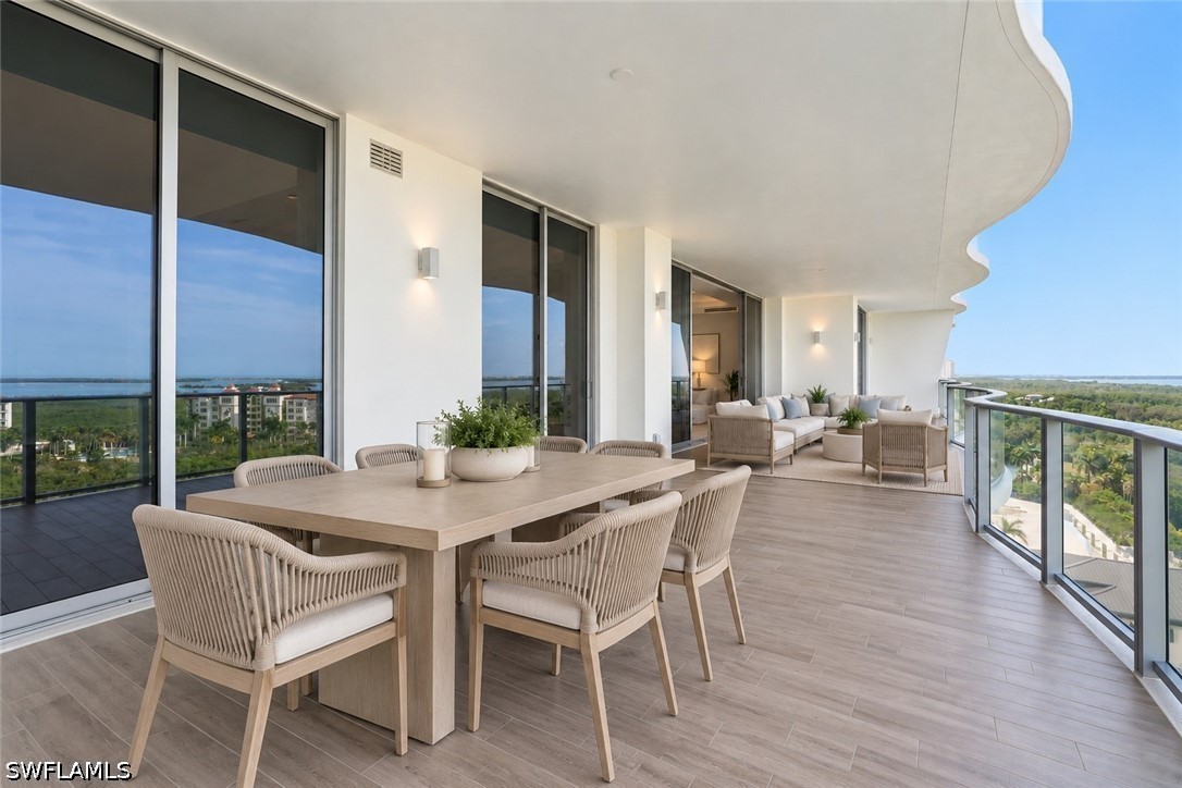 4810 Pelican Colony 1004 