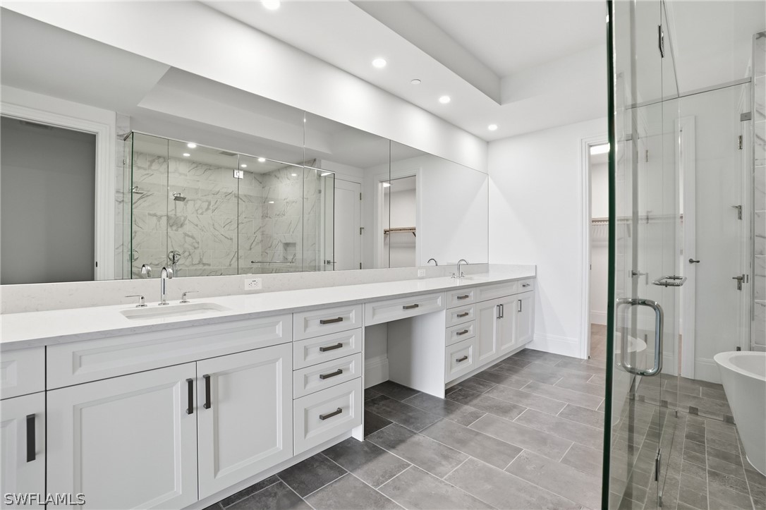 4810 Pelican Colony 1004