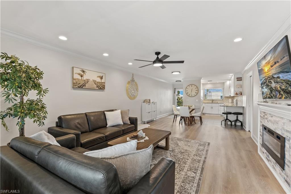 1020 Palm View DR C302