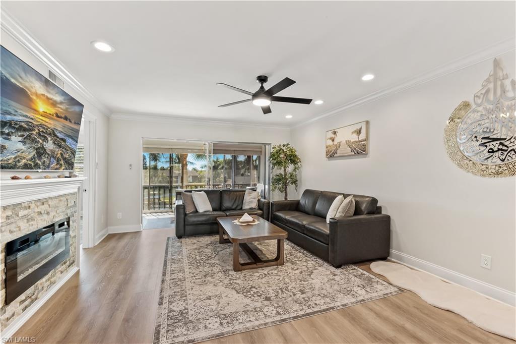 1020 Palm View DR C302