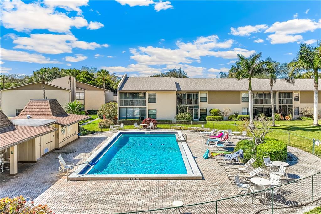 1020 Palm View DR C302