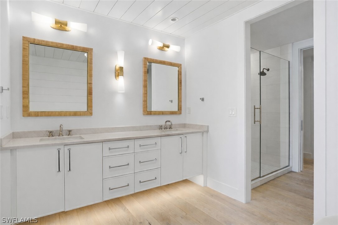 4000 Gulf Shore BLVD N 3000