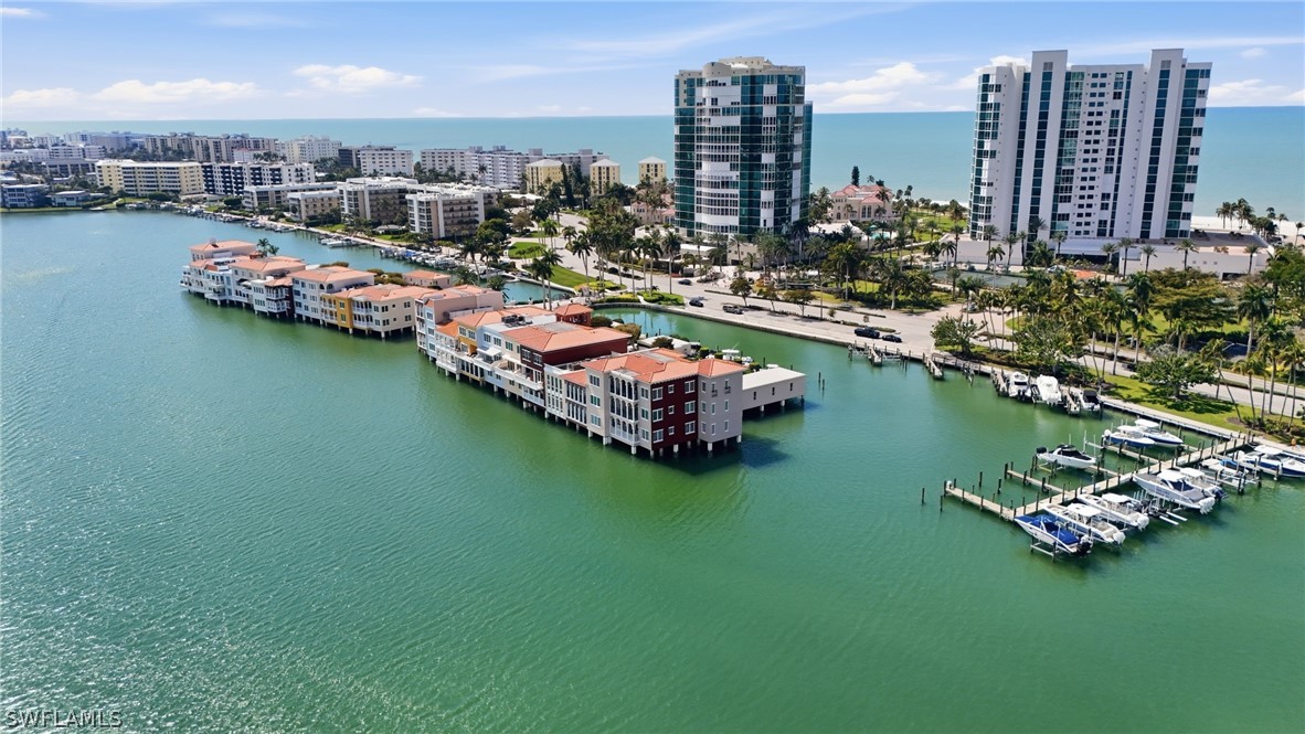 4000 Gulf Shore BLVD N 3000