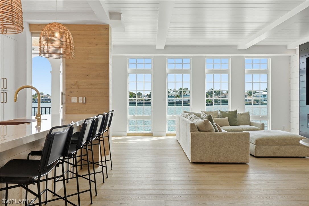 4000 Gulf Shore BLVD N 3000