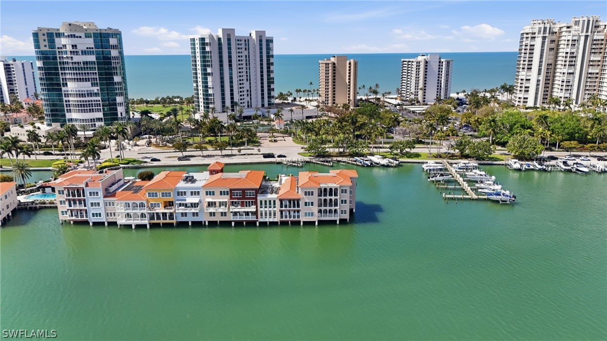 4000 Gulf Shore BLVD N 3000