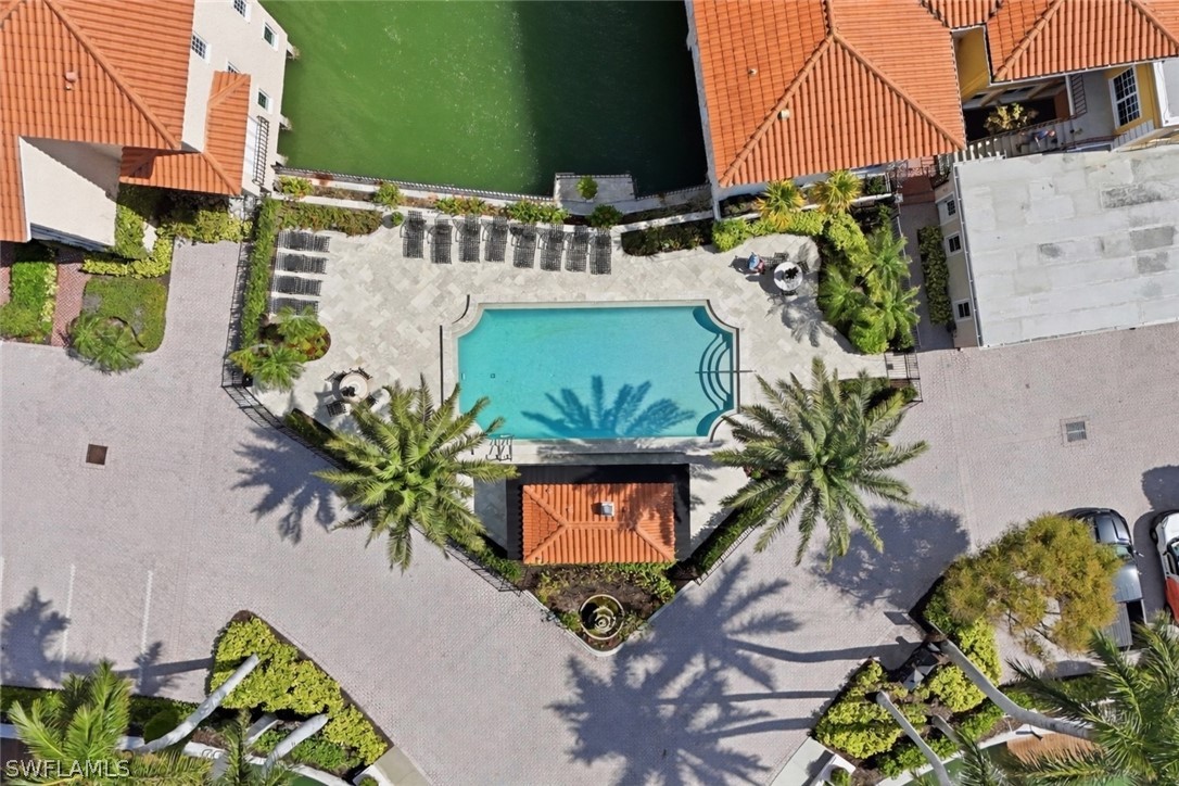 4000 Gulf Shore BLVD N 3000