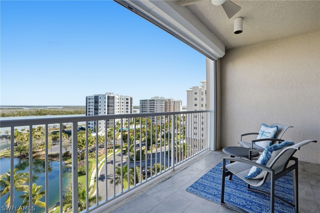 4192 BAY BEACH LN 893