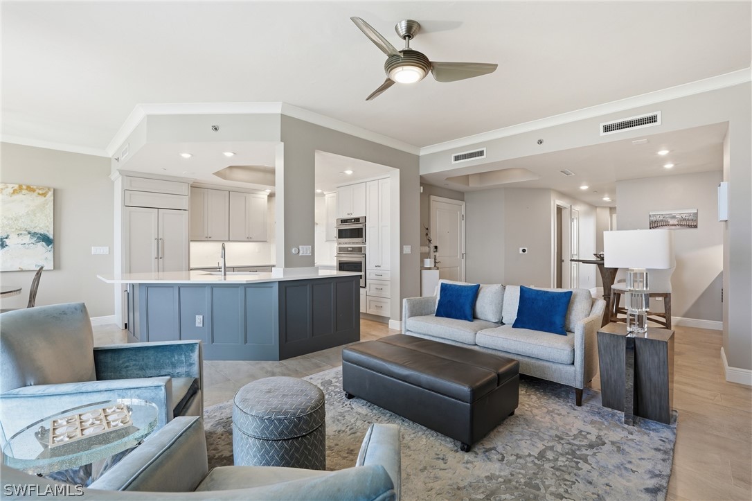 4192 BAY BEACH LN 893