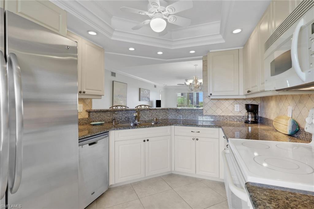 320 Horse Creek DR 403