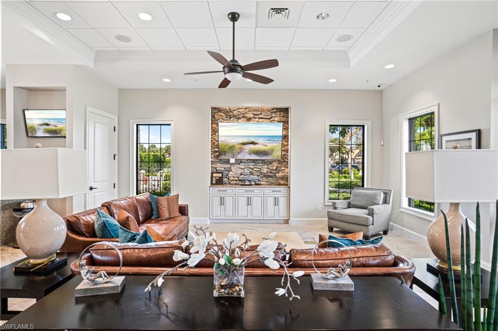 16201 Camden Lakes CIR