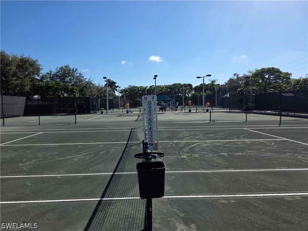 637 Beachwalk CIR E202
