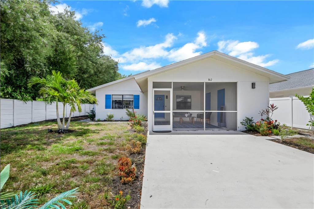 862 95th AVE N