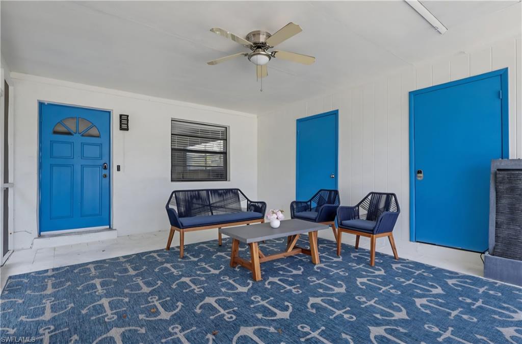 862 95th AVE N