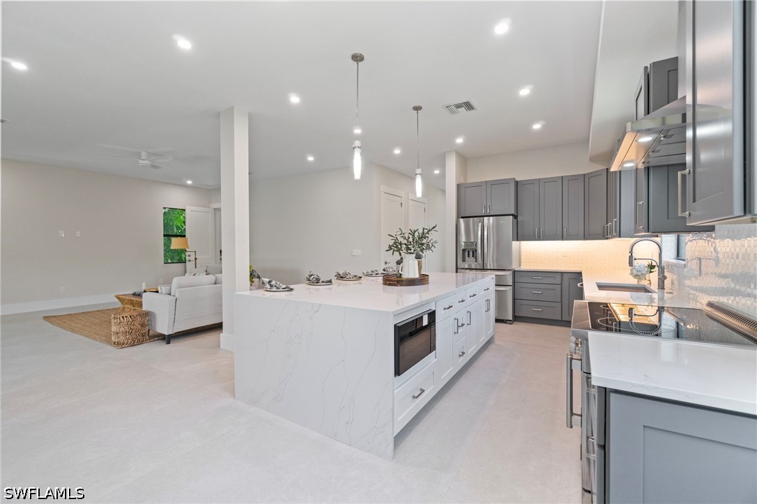 2769 Van Buren AVE