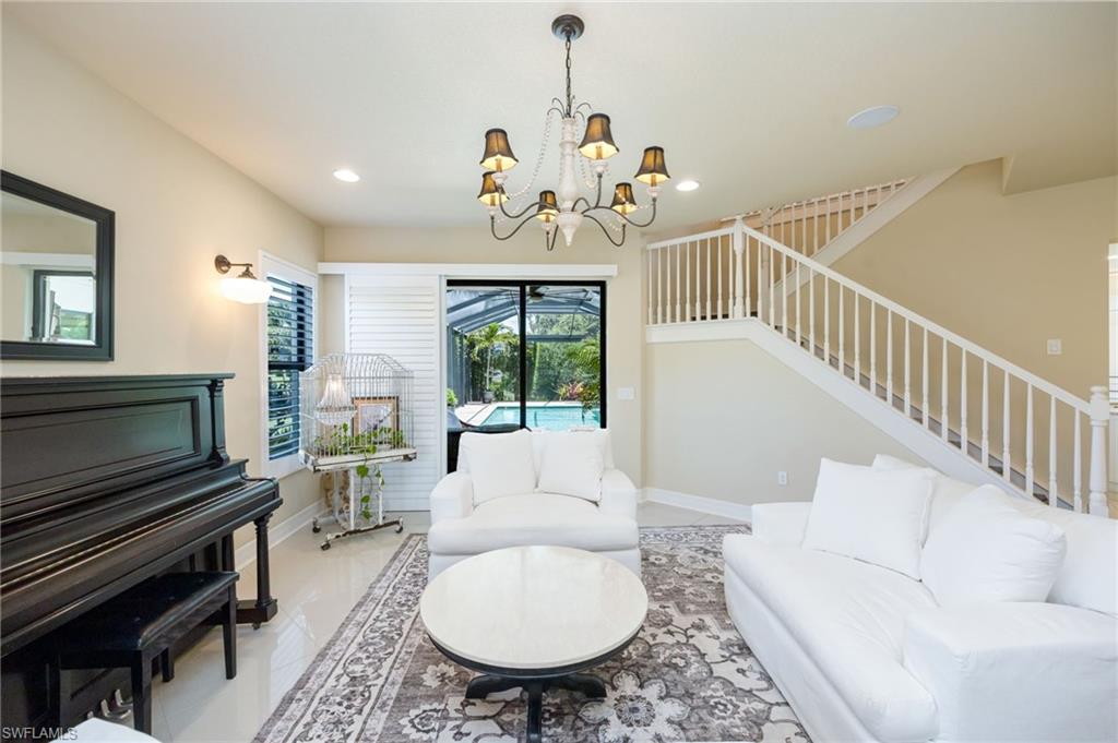 3335 Pacific DR