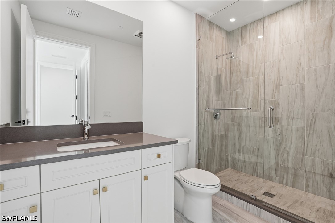 4810 Pelican Colony 403