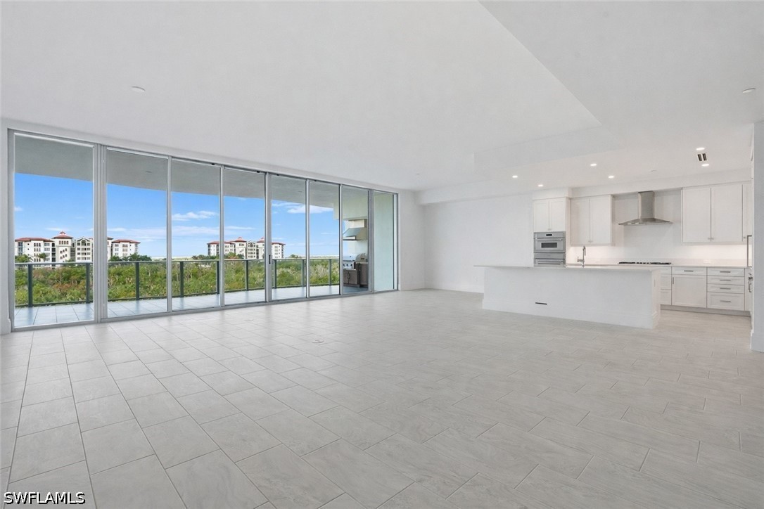 4810 Pelican Colony 403