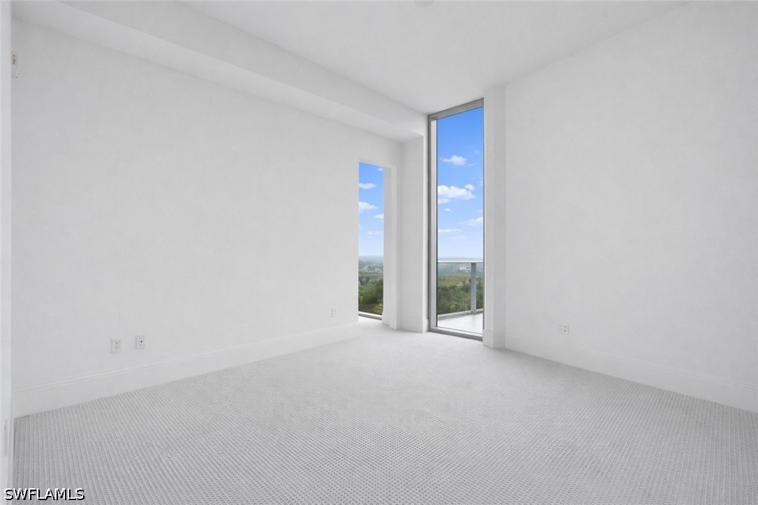 4810 Pelican Colony 903