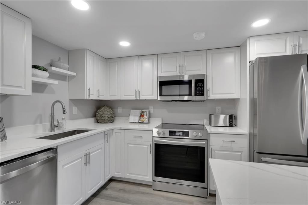 3 Bluebill AVE 107