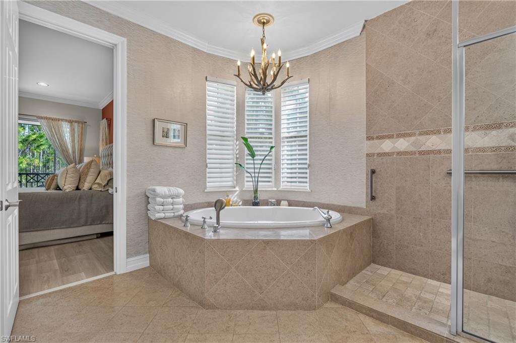 2805 Tiburon BLVD E 102