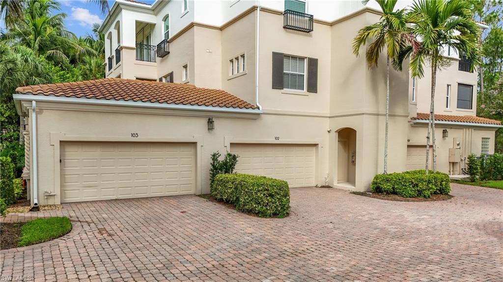 2805 Tiburon BLVD E 102