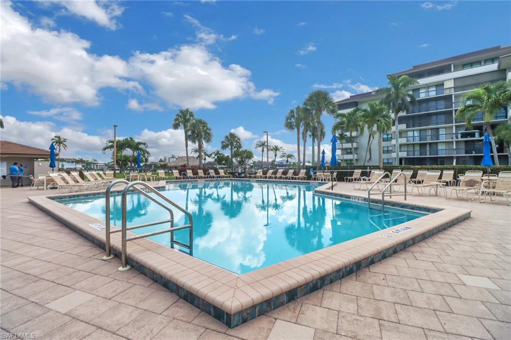 601 Seaview CT C506