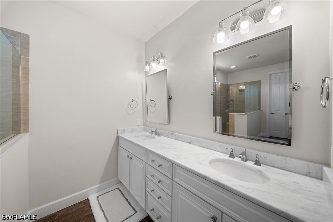 16344 Camden Lakes CIR