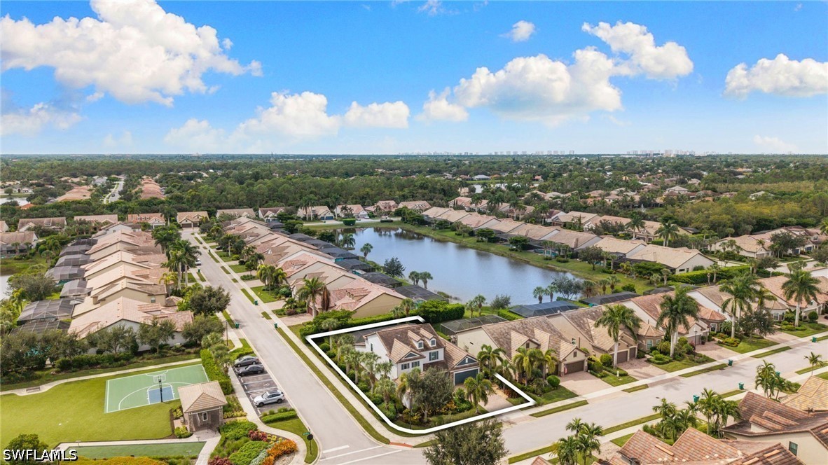16344 Camden Lakes CIR