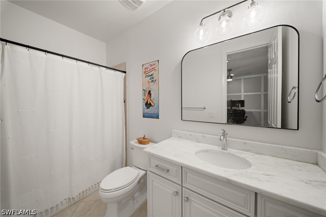 16344 Camden Lakes CIR