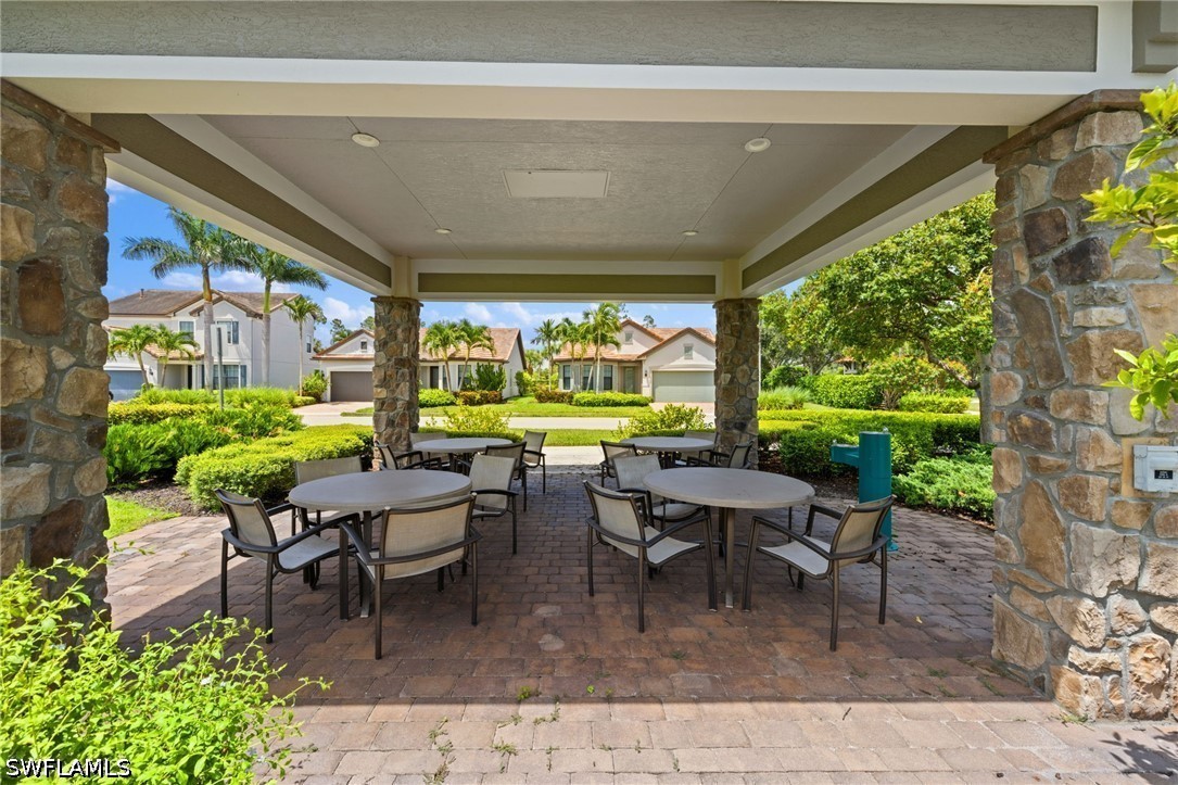 16344 Camden Lakes CIR