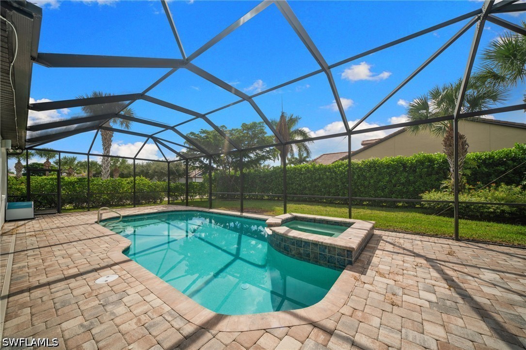 16344 Camden Lakes CIR