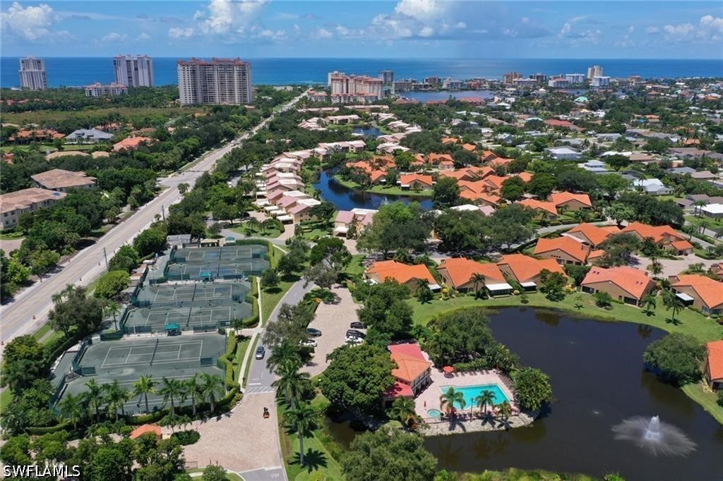 637 Beachwalk CIR E202