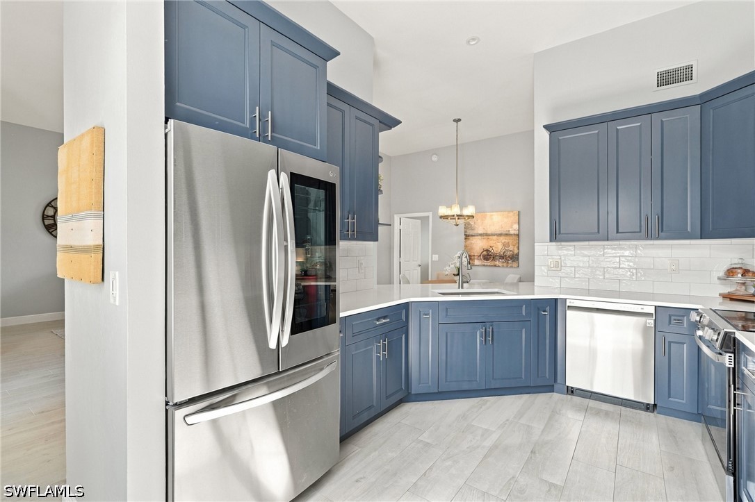 637 Beachwalk CIR E202