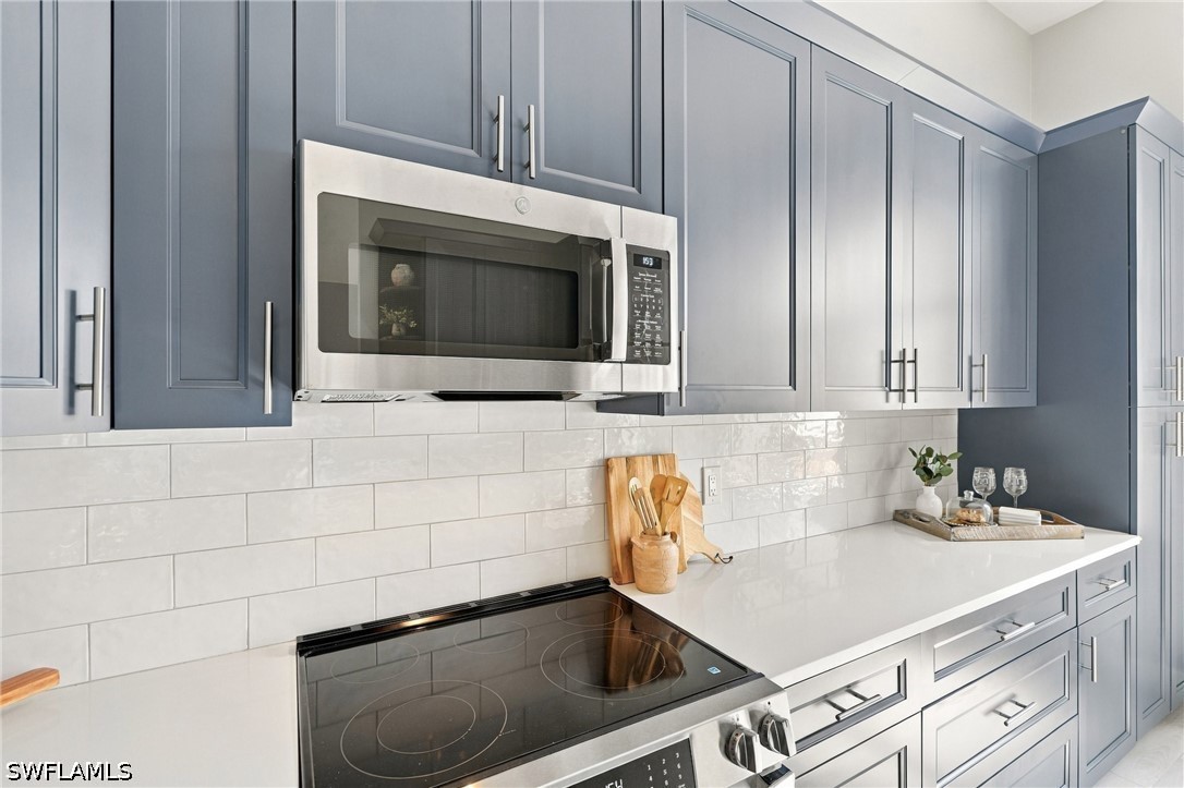 637 Beachwalk CIR E202