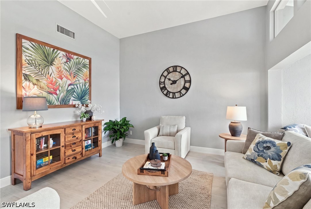 637 Beachwalk CIR E202