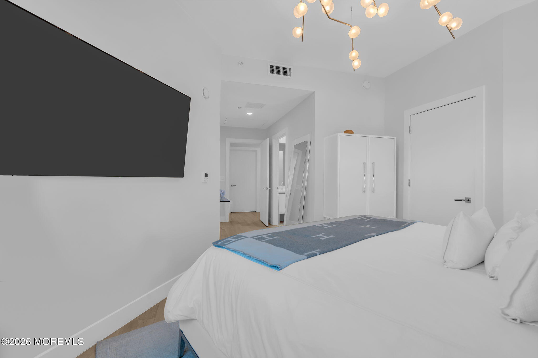 350 Ocean Avenue 305